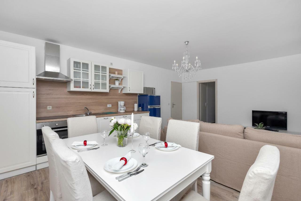 Apartments Marija Makarska Buitenkant foto
