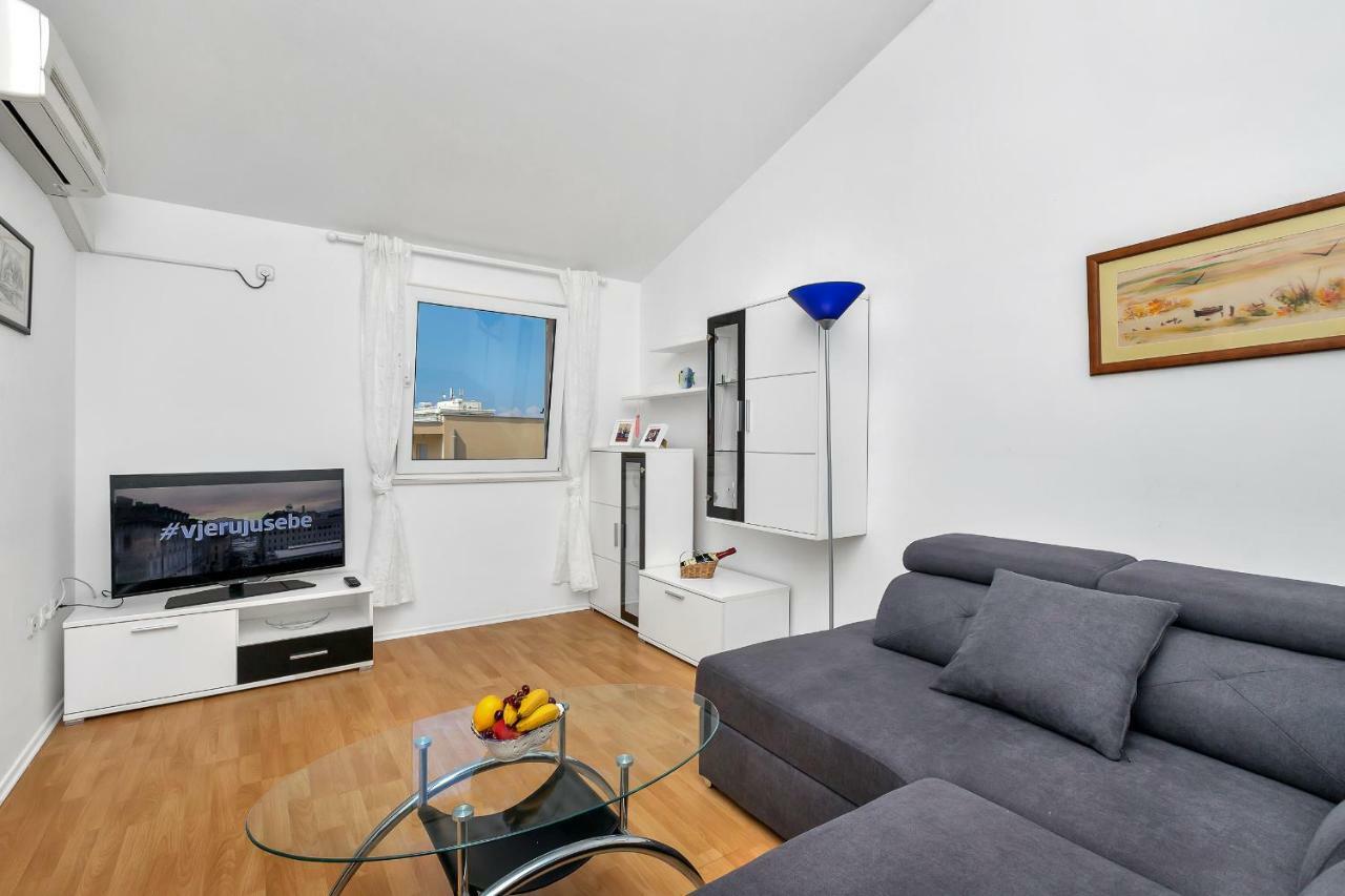 Apartments Marija Makarska Buitenkant foto
