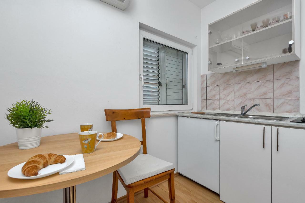 Apartments Marija Makarska Buitenkant foto