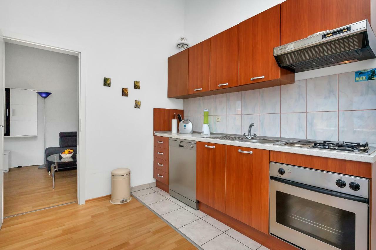 Apartments Marija Makarska Buitenkant foto