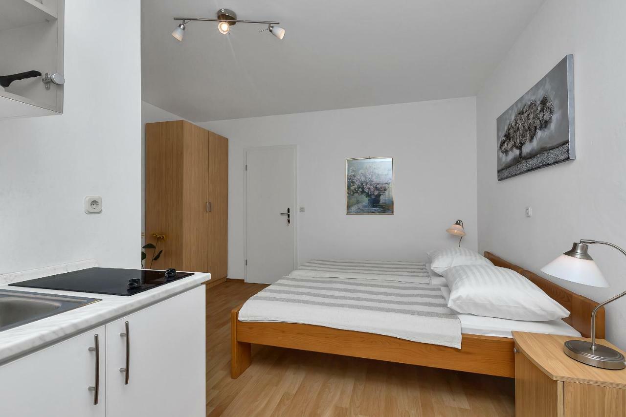 Apartments Marija Makarska Buitenkant foto