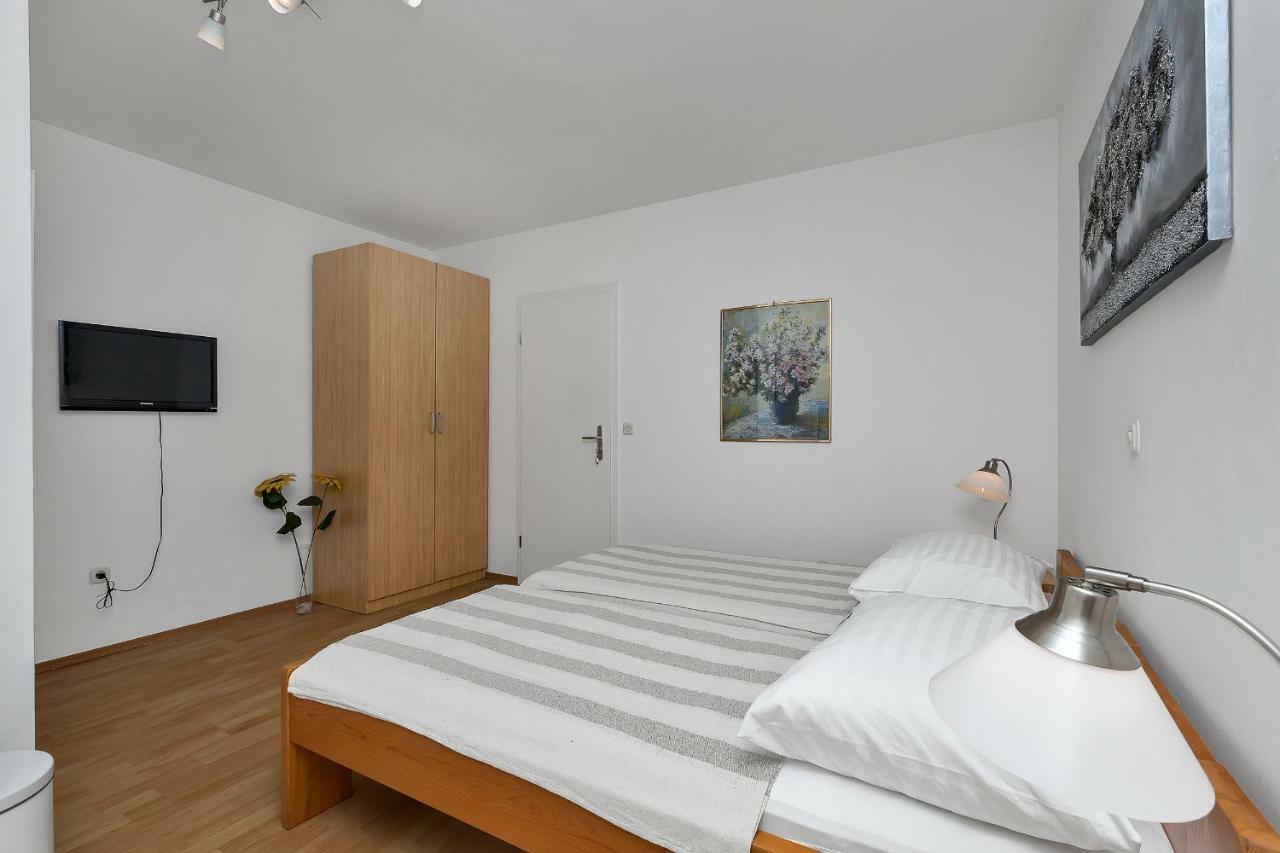 Apartments Marija Makarska Buitenkant foto